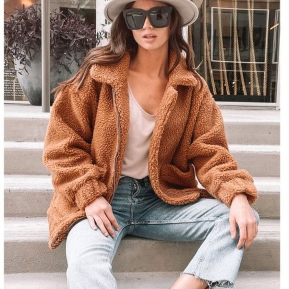 Jackets & Blazers - Camel WOMEN'S FAUX FUR POCKETS ZIPPER CLOSURE JACK